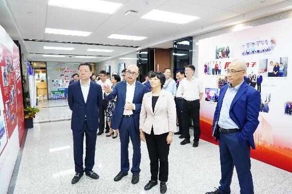 把為人民健康服務(wù)落在實干興企上！上藥控股深入學(xué)習(xí)宗明副市長調(diào)研講話精神